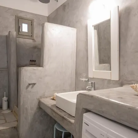 Aeraki * Санта-Мария